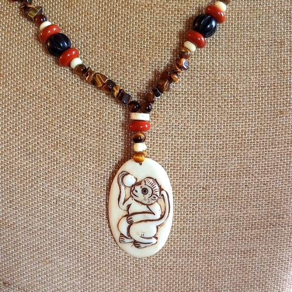 HAND CARVED YEAR OF THE MONKEY PENDANT TIGER EYE RED JASPER NECKLACE 32" LONG. - Picture 3 of 7